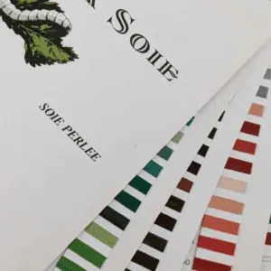 AVAS 100/3 Colour Chart